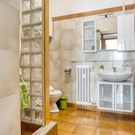Joivy Adorable 1 Bed Flat Near Centre * Milan